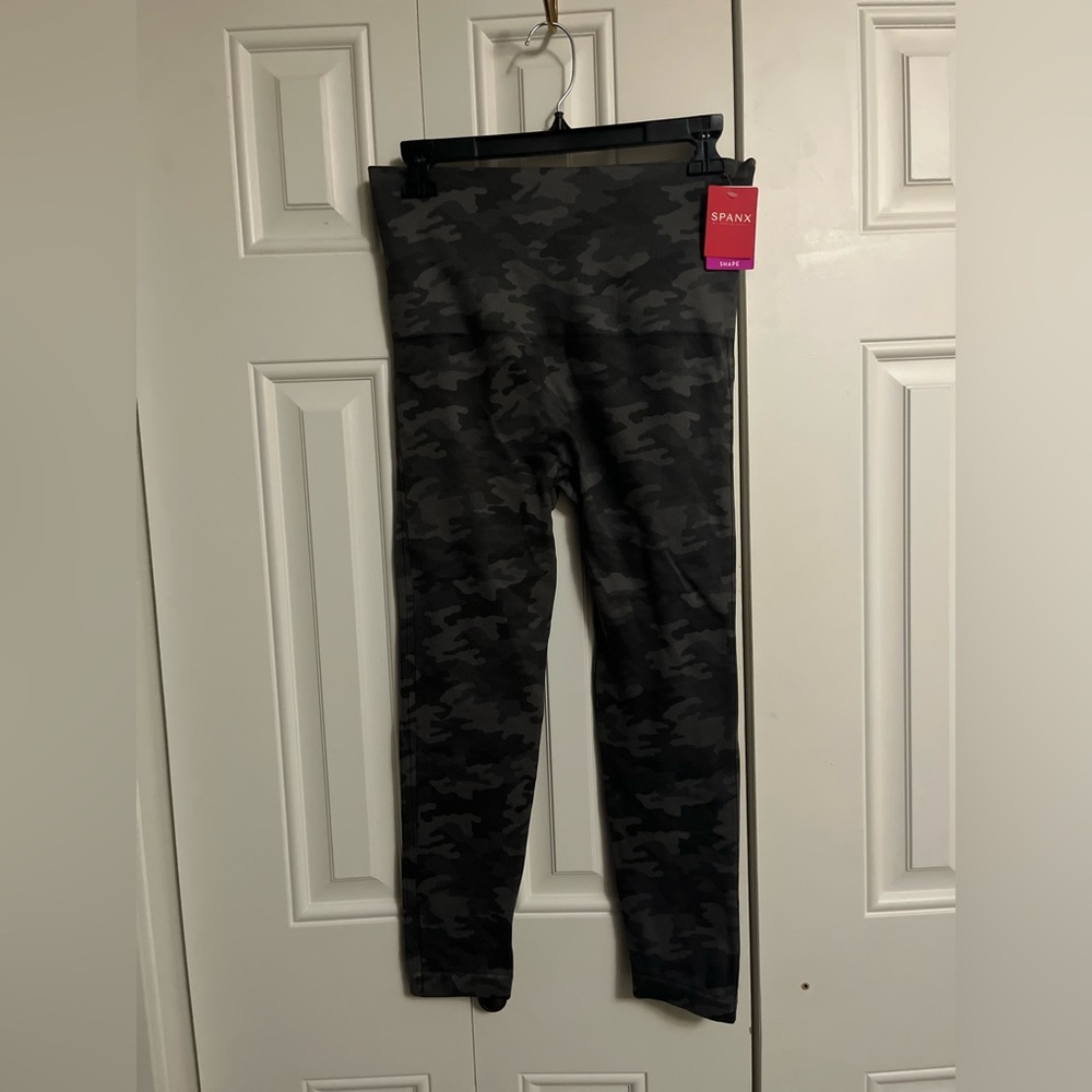 NWT SPANX sage camo shape leggings